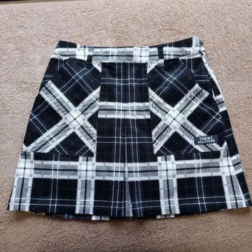 TOMMY HILFIGER 체크 무늬 스커트