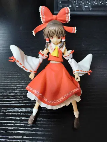 하쿠레이 레이무 figma 동방project