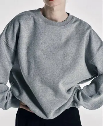 그레이 크루넥 트레이닝복