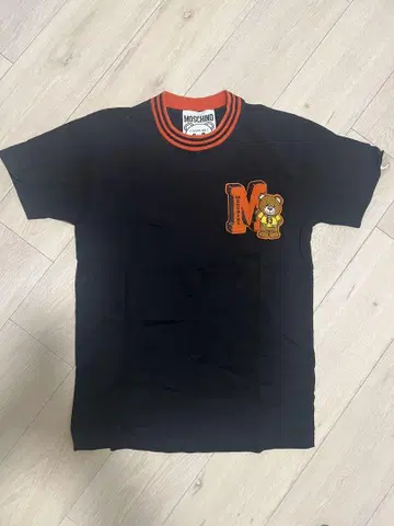 MOSCHINO 티셔츠