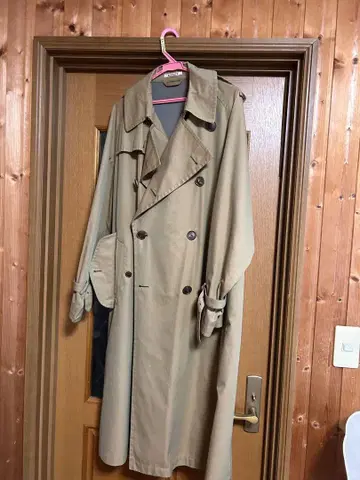 AURALEE 트렌치코트