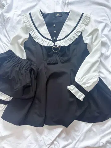 ROJITA 세일러 카라 셋업 블랙 긴팔