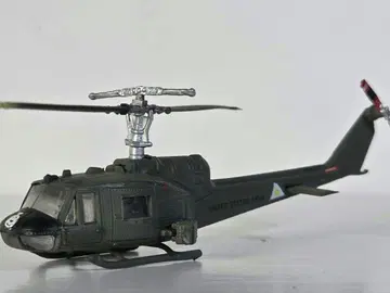 에프토이즈 헬리본 UH-1 이로코이 미국 육군 사양 현 상태 그대로 판매