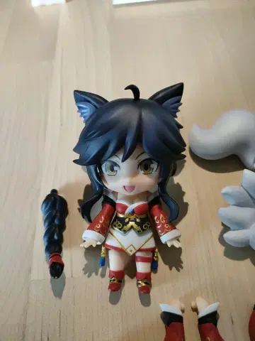 넨도로이드 411 리그 오브 레전드 AHRI 피규어