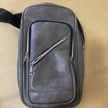 FB 그레이 바디백