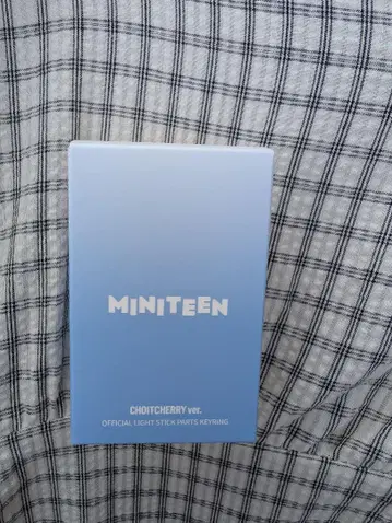 MINITEEN Light Stick Keyring CHOITCHERRY