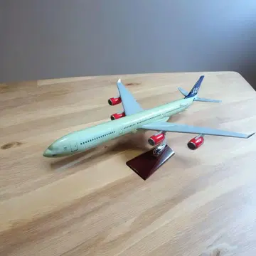 [항공 팬 필견 초레어] SAS A340 오리지널 페인팅 다이캐스트 모델