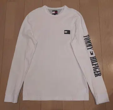 TOMMY HILFIGER 화이트 긴팔 티셔츠 M