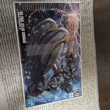 HG 1/144 아틀라스 건담