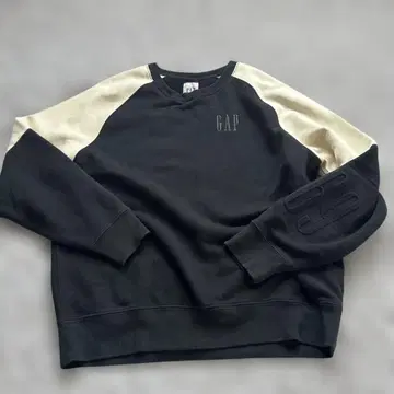 GAP 슬리브 컬러 콤비네이션 트레이닝복