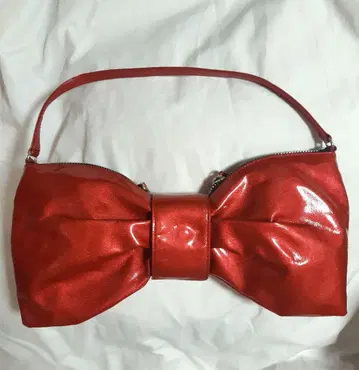 미미와 로저의 리본형 백