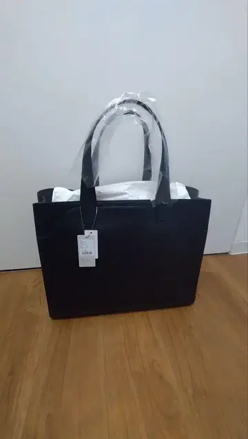 새상품 블랙 토트백 faro 파로