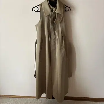 sacai 2024 슬리브리스 코트 원피스