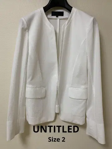 노카라 화이트 자켓