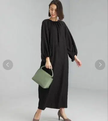 자카드 삭 백 오픈 원피스
