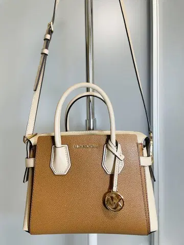 [ 새상품급 ] 마이클코어스 MICHAEL KORS 백