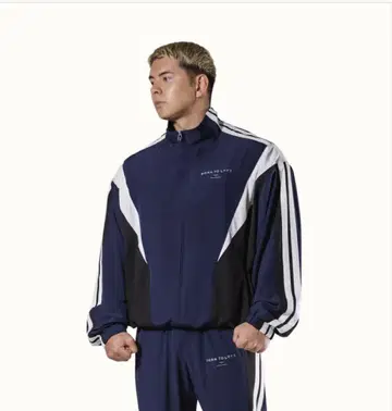 게재 종료 임박 2LINE OVERSIZE TRACK JACKET
