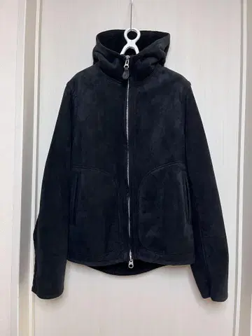 미사용 zucca 블랙 무스탕 코트 후드 원단 일본제