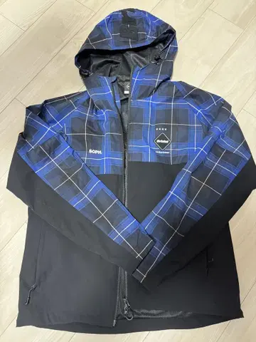 FCRB 2023 PRACTICE JACKET M 사이즈