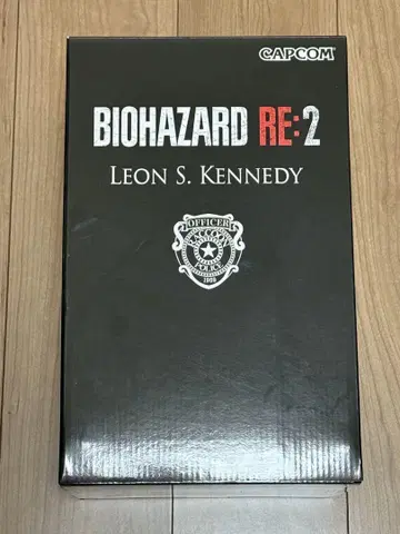바이오하자드 re 2 컬렉터즈 에디션 레온 피규어