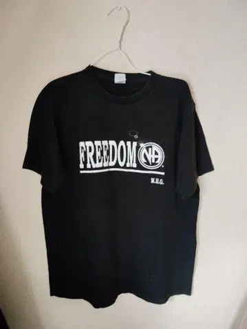 FREEDOM 블랙 T셔츠 L 사이즈