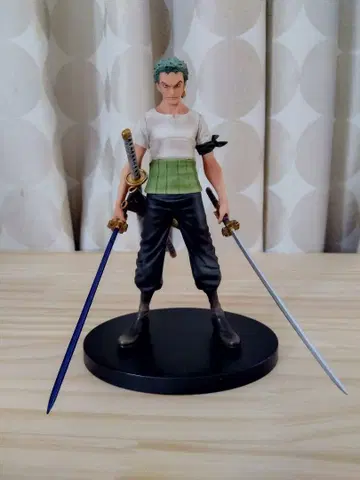 ONEPIECE 조로 DX 피규어