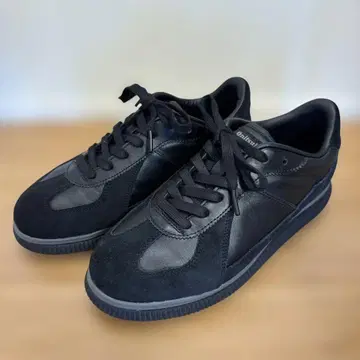 오니츠카타이거 DELECITY L 25.0cm 블랙