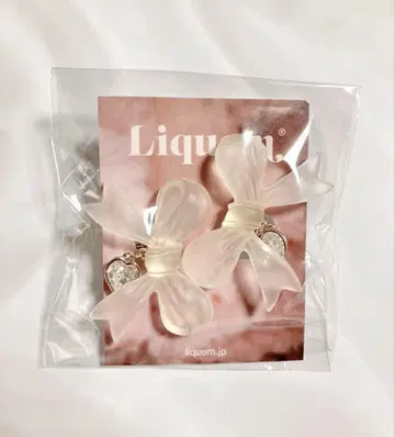 Liquem 그랜드 리본 귀찌