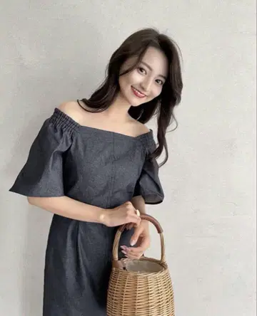 anuans 오프숄더 데님 원피스 인디고