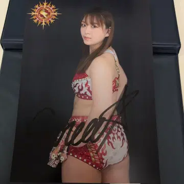 여자 프로레슬링 Sareee 친필 사인 포트레이트
