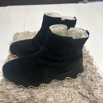 SOREL 부츠 블랙