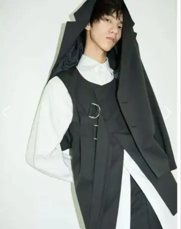 LiNoH 블랙 베스트 STUDIOUS
