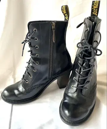 Dr.Martens 닥터마틴 레이스업 부츠 하이힐 UK4