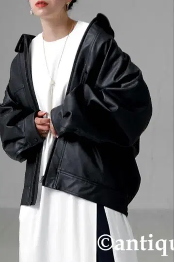 antiqua 오버 사이즈 인조 가죽 블루종 size M