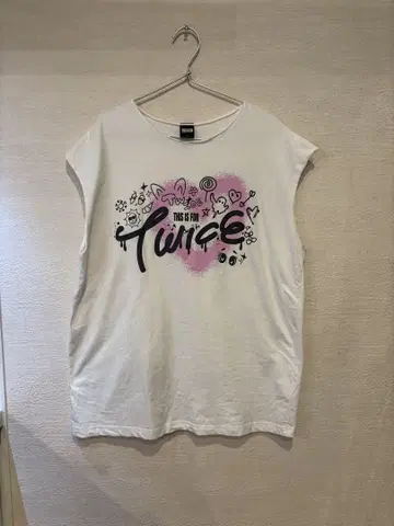 TWICE 그래픽 프린트 T셔츠