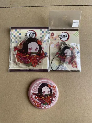 귀멸의 칼날 네즈코 탄생화 캔뱃지 아크릴 스탠드 스트랩