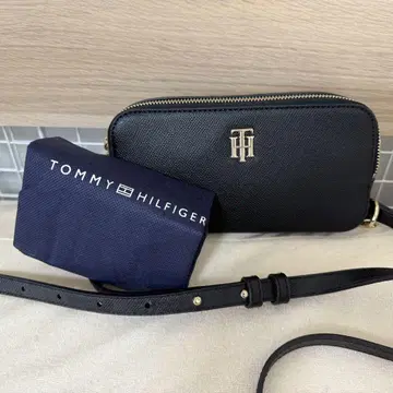 TOMMY HILFIGER 블랙 숄더백