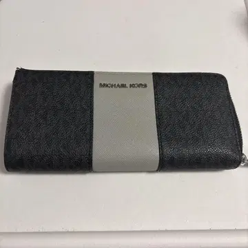 MICHEAL KORS 장지갑
