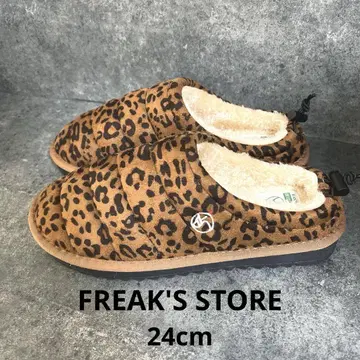 [ 새상품 미사용 ] 슬립온 레오파드 캠핑모크 24cm
