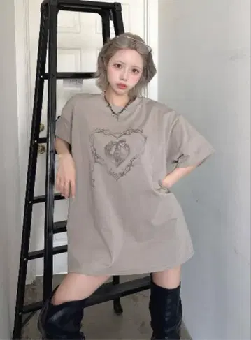 darich 하트 키 페이드 빅 T셔츠