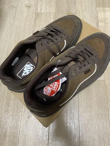 VANS 스니커즈