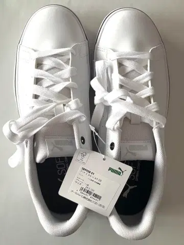 PUMA 화이트 스니커즈 SOFTFOAM+ 24.0cm