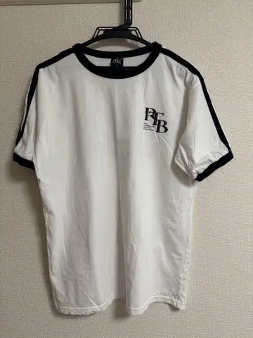 화이트 T셔츠 READY TO BE SPECIAL