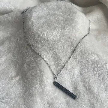 PLUG IN 바 타입 목걸이 실버