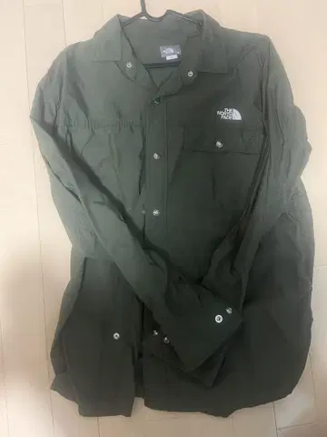 THE NORTH FACE 올리브 그린 M 사이즈 긴팔 셔츠