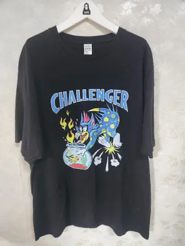 CHALLENGER 티셔츠