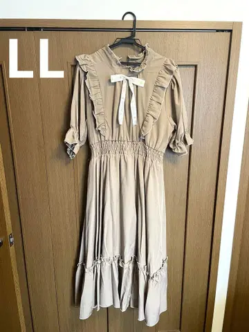 시마무라 x 아오키 미사코 x 니나스 원피스 LL 라이트 브라운 시마미사