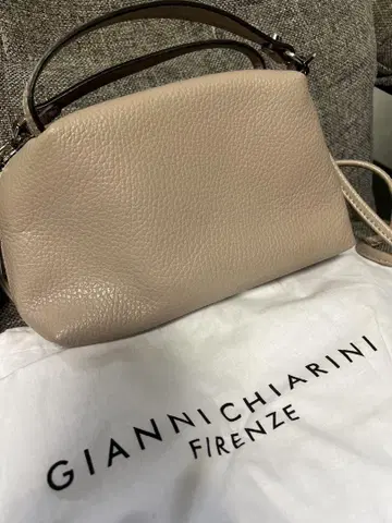 GIANNI CHIARINI 베이지 숄더백