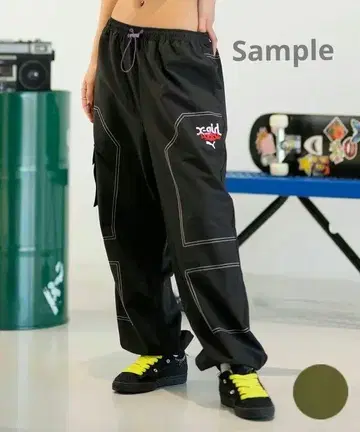 PUMA x X-GIRL 콜라보 우븐 카고 팬츠 블랙