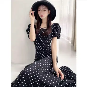 RESEXXY 버블 슬리브 머메이드 원피스 블랙
